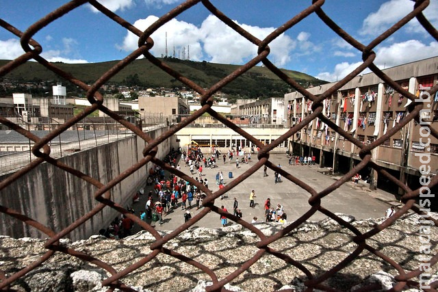 Covid-19: índice de vacinação de servidores e pessoas presas cresce 29%