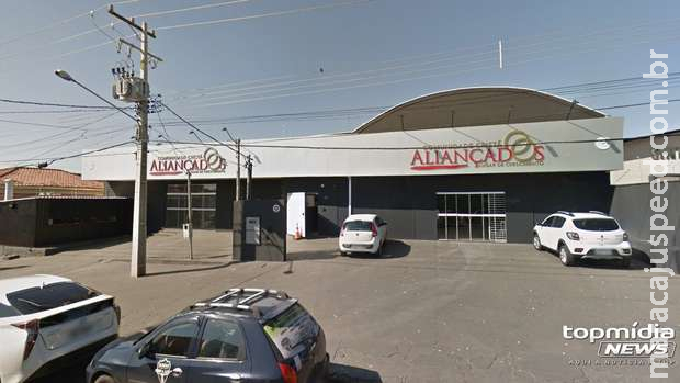 "Despesas pessoais": contador furta mais de R$ 18 mil de dízimos e ofertas de igreja