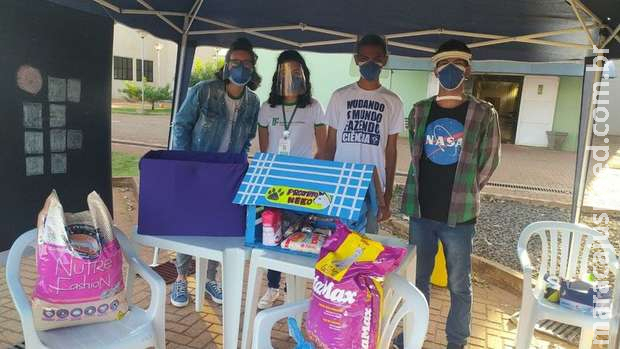 Drive solidário: instituto arrecada alimentos e roupas em Campo Grande