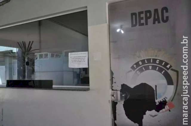 Dupla em moto atira três vezes contra jovem e foge 