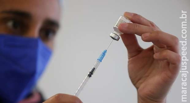 Estudo indica que eficácia de vacina da Pfizer cai para 83,4% após 6 meses Estudo indica que eficácia de vacina da Pfizer cai para 83,4% após 6 meses