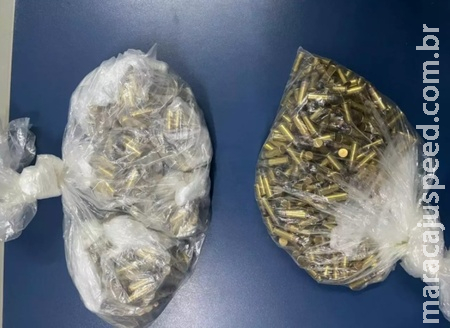 Filha denuncia violência e pai vai preso com mais de 800 munições