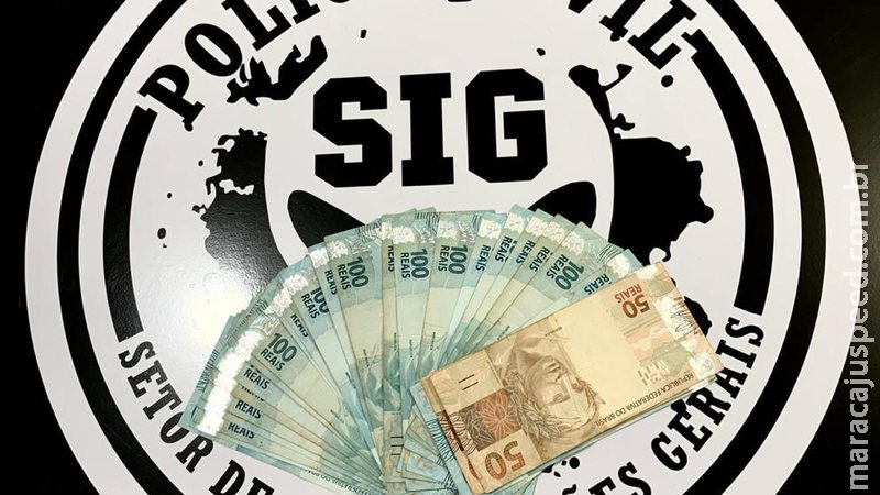 Funcionário é preso por forjar assalto e polícia recupera parte de dinheiro de empresa Funcionário é preso por forjar assalto e polícia recupera parte de dinheiro de empresa