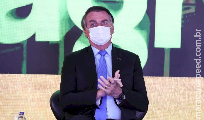 Gravações indicam que Bolsonaro demitiu ex-cunhado por não entregar salário, diz colunista