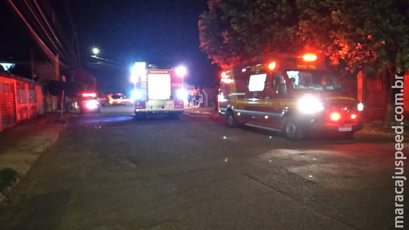 Homem ateia fogo em casa da namorada no Jardim Imá em Campo Grande