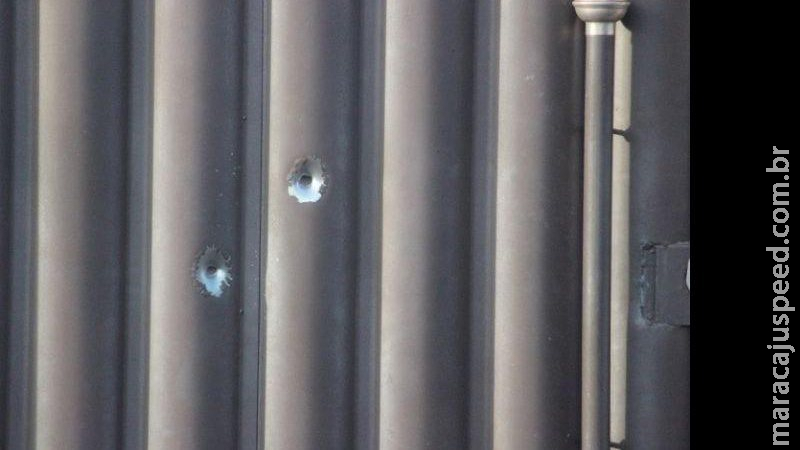 Homem é preso após atirar contra próprio irmão e ameaçar mãe e sobrinha de 2 anos