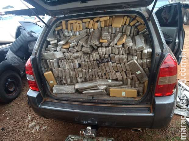 Homem é preso com carro recheado de maconha no Paulo Coelho Machado