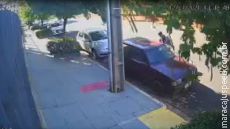 Homem é preso tentando vender rodas furtadas minutos após roubo de carro em Campo Grande
