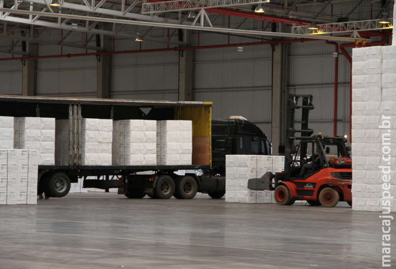 Indústria de MS abre 5,6 mil postos formais de emprego entre janeiro e maio Indústria de MS abre 5,6 mil postos formais de emprego entre janeiro e maio
