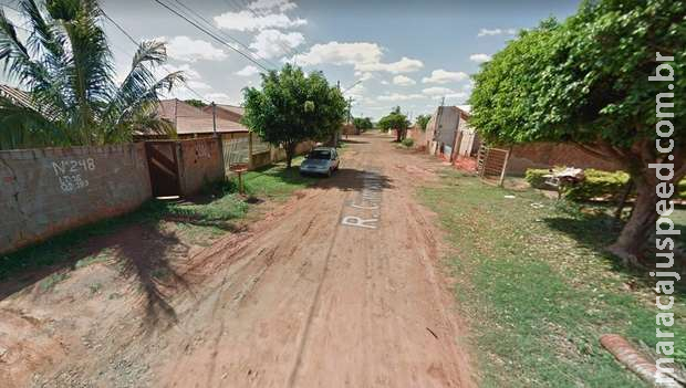 Jovem dá uma de ‘piloto de fuga’ por três quarteirões e acaba vendo sol nascer quadrado