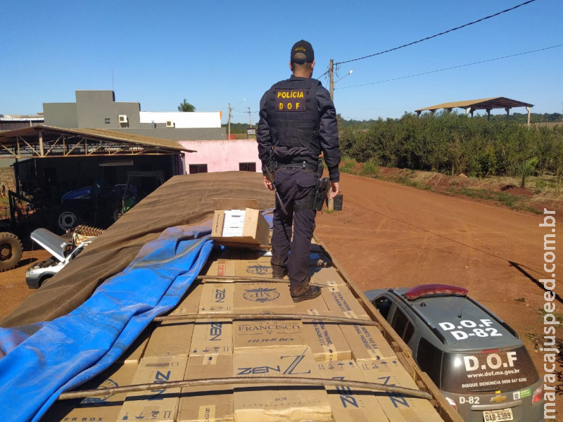 Maracaju: Carreta carregada com cigarros contrabandeados foi apreendida pelo DOF durante a Operação Hórus Maracaju: Carreta carregada com cigarros contrabandeados foi apreendida pelo DOF durante a Operação Hórus