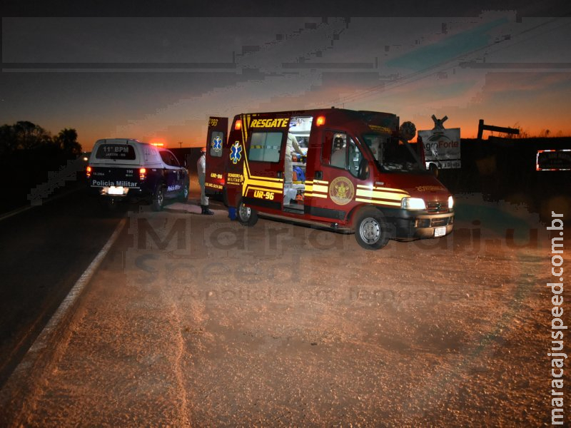 Maracaju: Corpo de Bombeiros atendem ocorrência de capotamento de veículo na BR-267 Maracaju: Corpo de Bombeiros atendem ocorrência de capotamento de veículo na BR-267