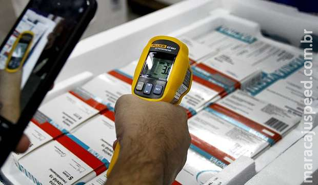 MS recebe novo lote com doses da vacina da Astrazeneca MS recebe novo lote com doses da vacina da Astrazeneca