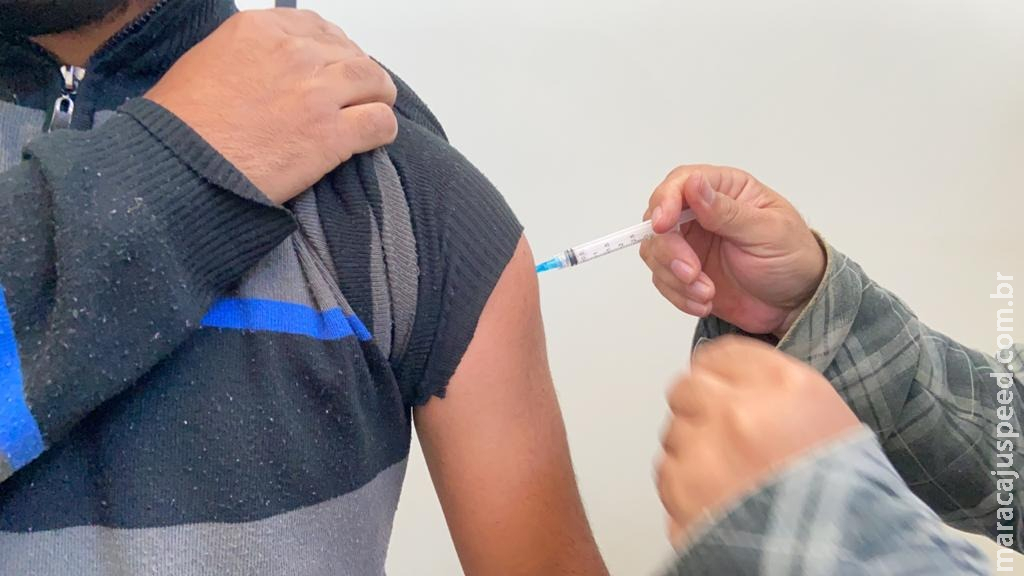 Nenhuma pessoa tomou 3 doses de vacina em MS Nenhuma pessoa tomou 3 doses de vacina em MS