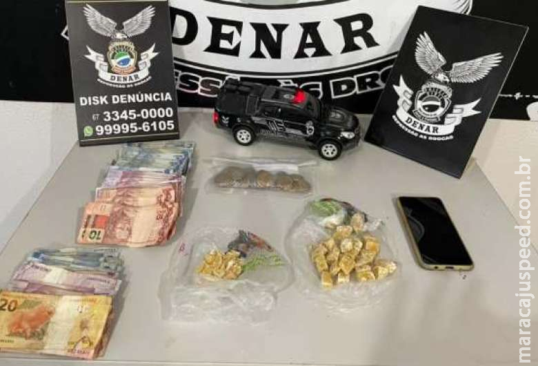 Neto e avó de 69 anos são presos acusados de tráfico de drogas Neto e avó de 69 anos são presos acusados de tráfico de drogas