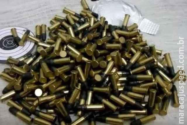 Polícia faz abordagem e descobre arma e munições em casa de morador em Campo Grande