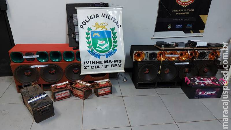 Quatro são presos e aparelhagem de som é apreendida 