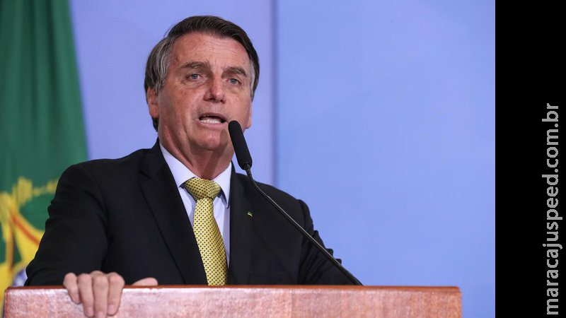 Rosa autoriza inquérito para investigar Bolsonaro no caso Covaxin