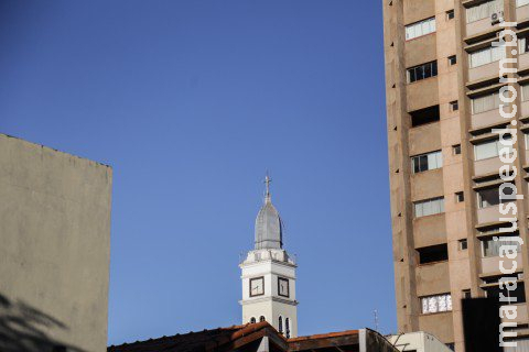 Sábado deve ser de temperaturas amenas e umidade do ar em até 15% no Estado Sábado deve ser de temperaturas amenas e umidade do ar em até 15% no Estado