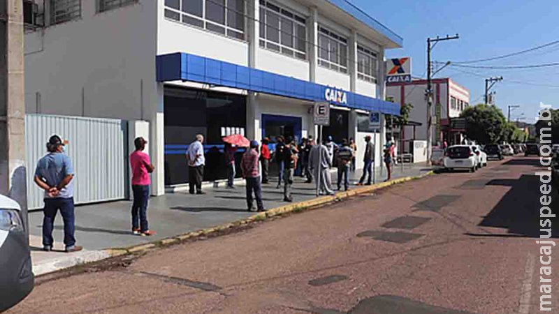 Saque do auxílio emergencial é liberado nesta segunda-feira a trabalhadores nascidos em março Saque do auxílio emergencial é liberado nesta segunda-feira a trabalhadores nascidos em março