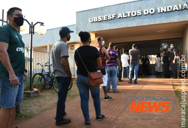 Sonho distante, jovens comemoram baixa na faixa etária da vacina contra a Covid Sonho distante, jovens comemoram baixa na faixa etária da vacina contra a Covid