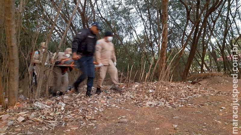 Suspeito de roubos é espancado e socorrido em mata pelos Bombeiros 