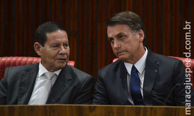 TSE analisa cassação da chapa de Bolsonaro após recesso TSE analisa cassação da chapa de Bolsonaro após recesso