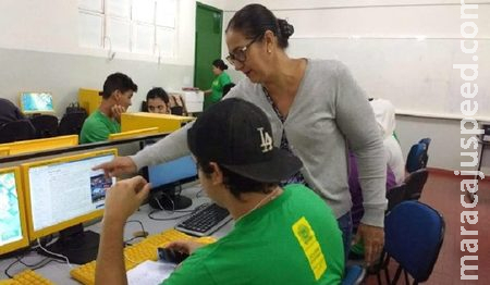 VOLTA AS AULAS: Quantidade de alunos por sala dependerá de qual bandeira esta o município VOLTA AS AULAS: Quantidade de alunos por sala dependerá de qual bandeira esta o município