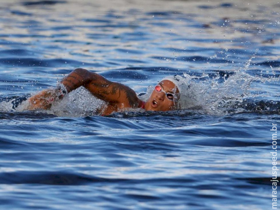 Ana Marcela Cunha é campeã Ouro na maratona aquática em Tóquio Ana Marcela Cunha é campeã Ouro na maratona aquática em Tóquio
