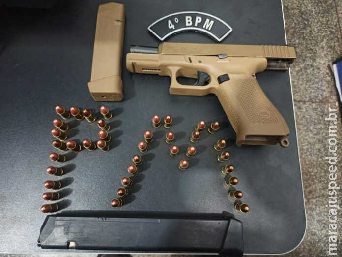 Após denúncia de pessoas armadas no centro de Ponta Porã, homem é preso com pistola
