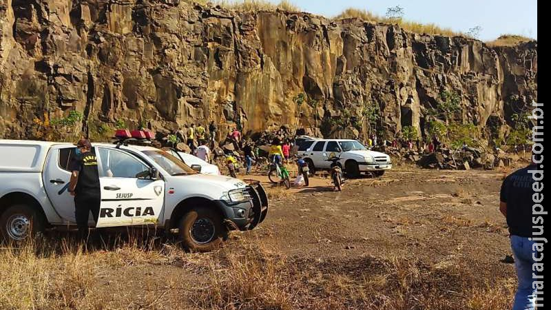 Após prisões, polícia procura por 5º envolvido em morte de menina jogada na pedreira