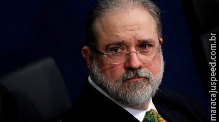Aras liga para senadores e ignora quem pediu processo contra ele Aras liga para senadores e ignora quem pediu processo contra ele