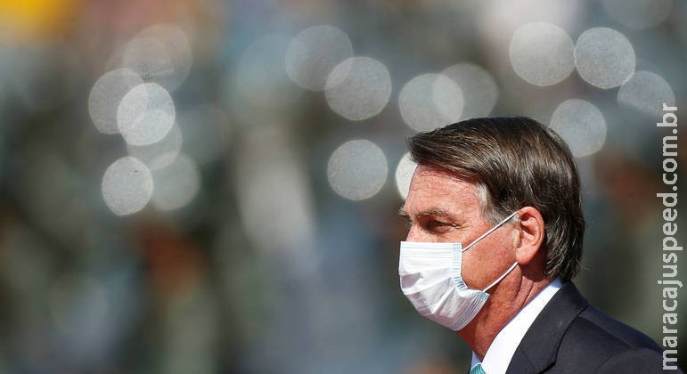 Bolsonaro pede que população economize energia Bolsonaro pede que população economize energia