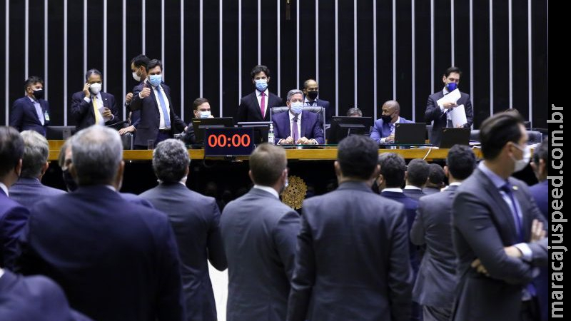 Câmara mantém na reforma eleitoral a volta das coligações partidárias Câmara mantém na reforma eleitoral a volta das coligações partidárias