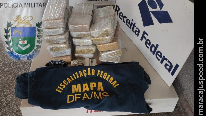 Com 17 quilos de cocaína em táxi, mulher acaba presa em posto de fiscalização
