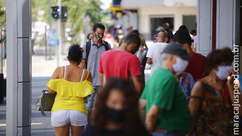Com 33,7% imunizados em MS, vacinados devem ficar atentos a sintomas diferentes da covid Com 33,7% imunizados em MS, vacinados devem ficar atentos a sintomas diferentes da covid