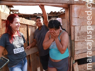 Depois de 5 anos, moradores do Mandela comemoram aviso sobre fim da favela Depois de 5 anos, moradores do Mandela comemoram aviso sobre fim da favela