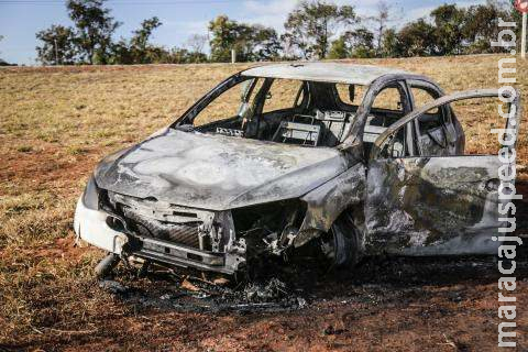 Dupla que sequestrou e quase deixou motorista de aplicativo morrer queimado fica presa