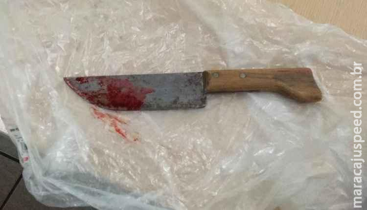 Durante briga de bar, homem é assassinado com três facadas em MS