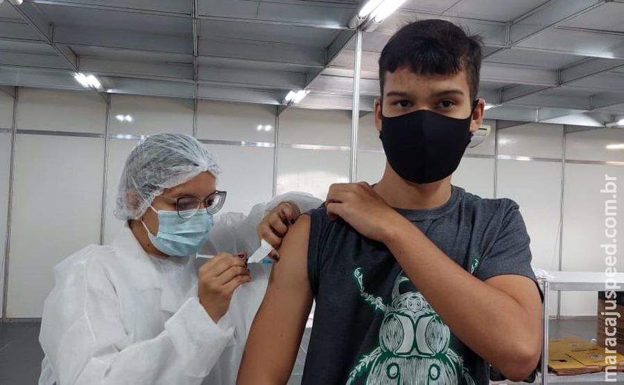 Em 24 horas, vacinação de adolescentes aumenta 73% e 1.603 jovens já receberam 1ª dose 