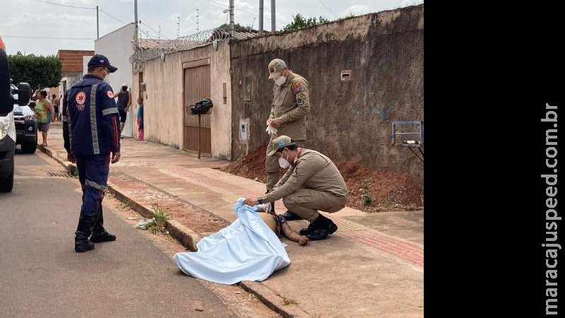 Enquanto brigava com a namorada em carro, motorista é executado a tiros por dupla em Campo Grande