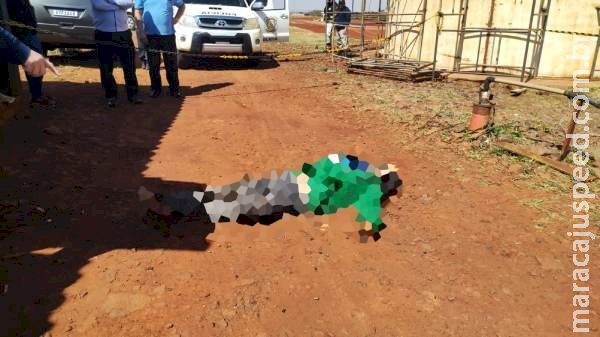 Execução: dupla armada atira várias vezes e mata homem na fronteira