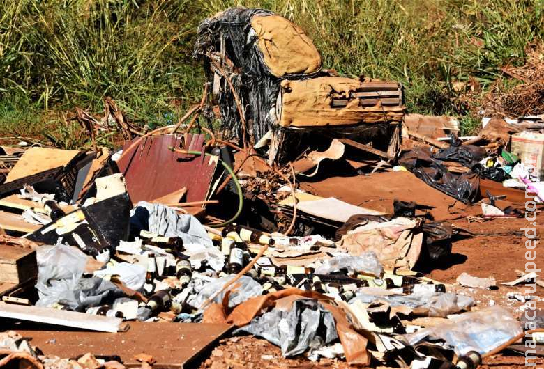 Focos do mosquito da dengue motivam mais R$ 123 mil em multas do CCZ