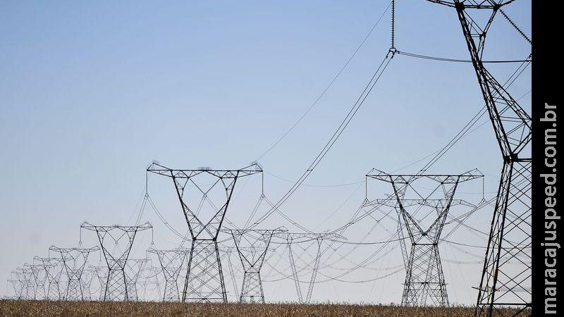Governo e entidades fecham acordo para votar regra para quem gera própria energia Governo e entidades fecham acordo para votar regra para quem gera própria energia