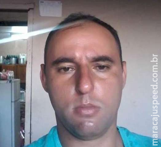 Matador parou ao lado de vigia no semáforo e disparou 20 tiros de pistola 