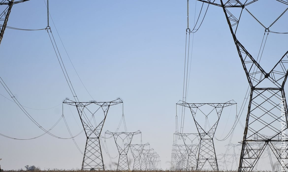 Mato Grosso do Sul anuncia redução da alíquota do ICMS da energia