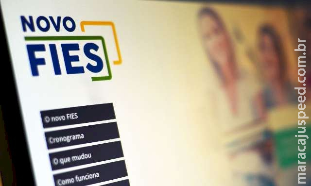 MEC divulga lista de pré-selecionados para Fies do segundo semestre MEC divulga lista de pré-selecionados para Fies do segundo semestre
