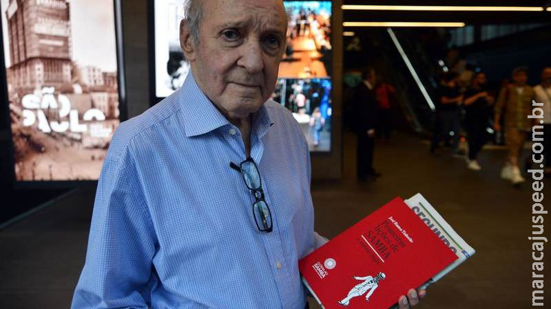 Morre o jornalista e crítico musical José Ramos Tinhorão Morre o jornalista e crítico musical José Ramos Tinhorão