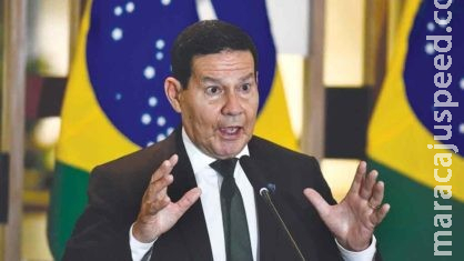 Mourão admite que relação com Bolsonaro ‘não é simples’, mas promete lealdade Mourão admite que relação com Bolsonaro ‘não é simples’, mas promete lealdade