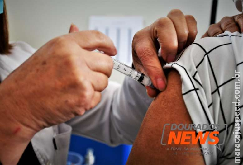 MS é o 1º do país a vacinar 90% da população acima de 18 anos com pelo menos uma dose MS é o 1º do país a vacinar 90% da população acima de 18 anos com pelo menos uma dose